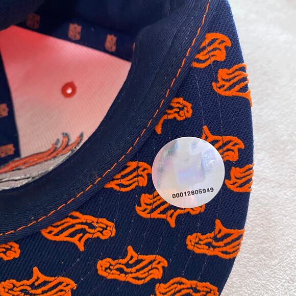 NFL Reebok Denver Broncos Flocked Logo Hat Fitted Size 7 New with Tags - Picture 8 of 9